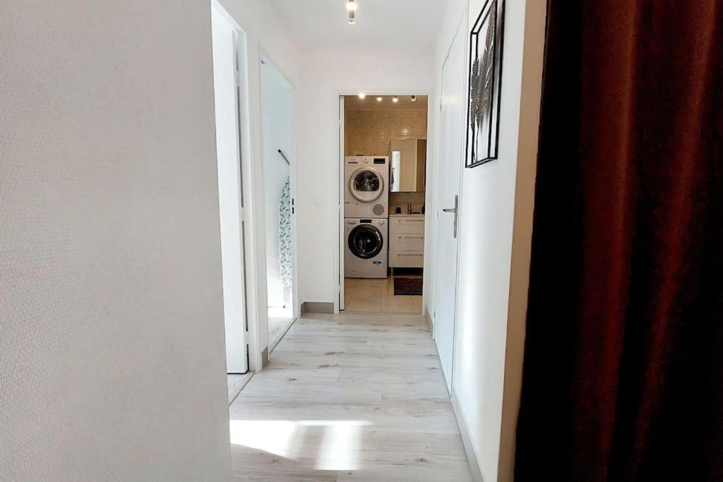 Cosy Home 2, 2 Chambres, 6 Personnes, 3 Min Gare, Parking 塞尔吉 外观 照片