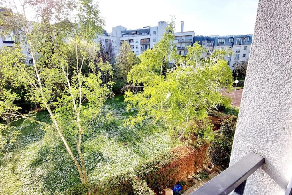 Cosy Home 2, 2 Chambres, 6 Personnes, 3 Min Gare, Parking 塞尔吉 外观 照片
